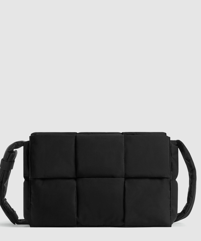 보테가베네타 필로우 카세트 743623