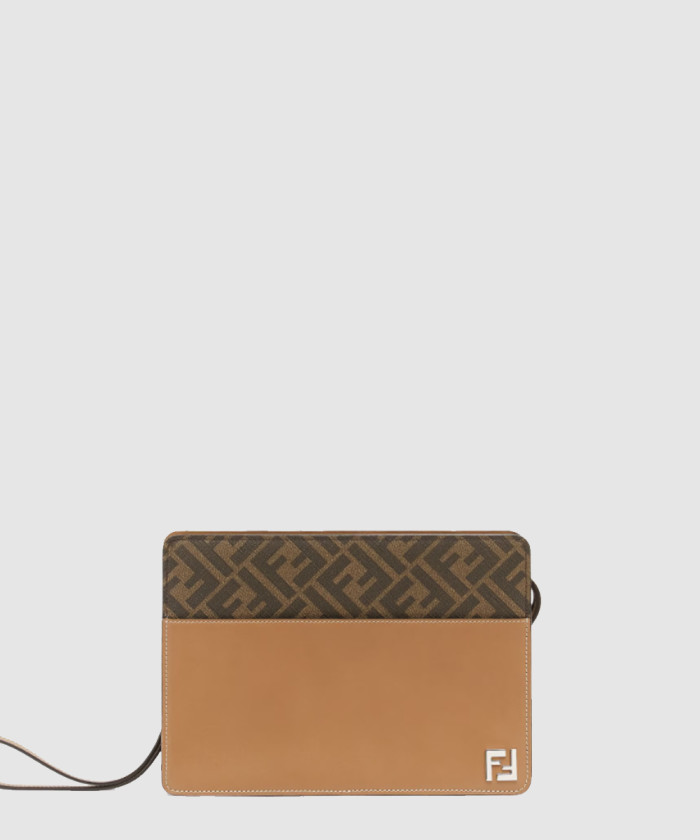 펜디 스퀘어 FF 스탠딩 클러치 7N0145